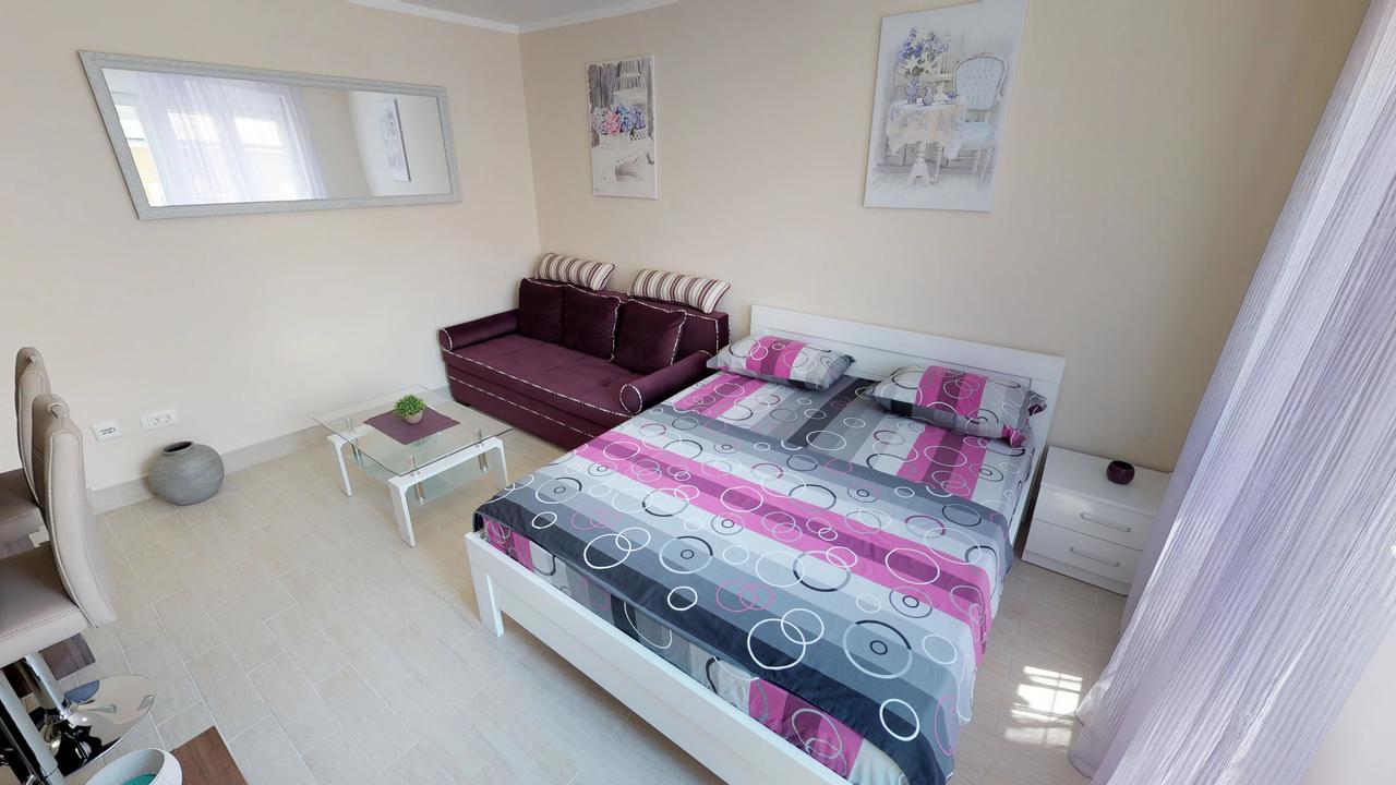 Adagio Apartment Τσέτινιε Εξωτερικό φωτογραφία