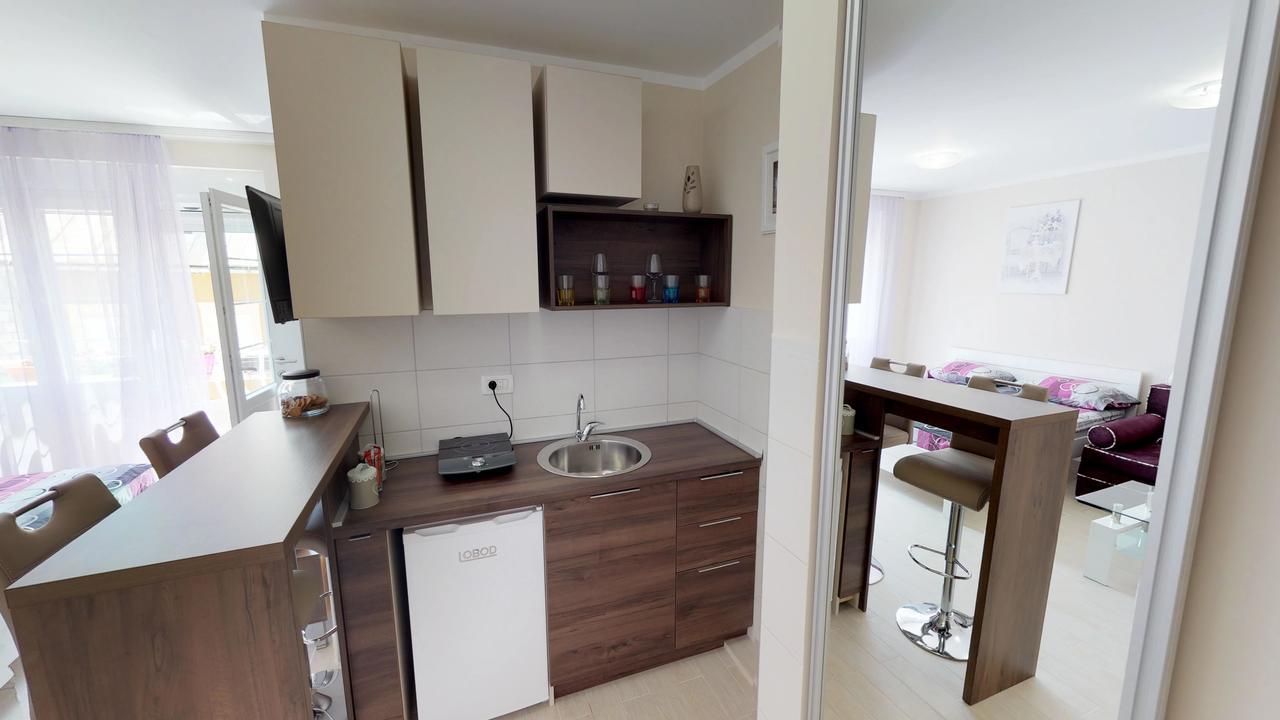 Adagio Apartment Τσέτινιε Εξωτερικό φωτογραφία